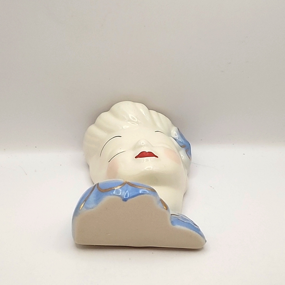 Vintage Glamour Girl Lady Head Vase Wall Pocket 6" X 3.75" X 2.5" Blue - Picture 6 of 14